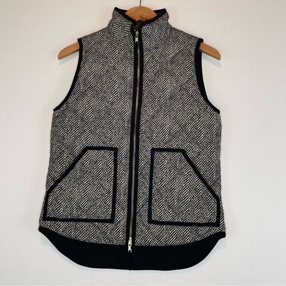 J. Crew herringbone quilted style full zip vest with pockets black trim size XS - Picture 5 of 13
